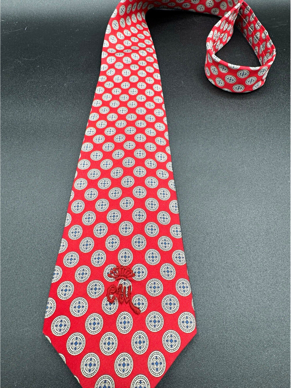Countess Mara Dillard’s Red Medallion Foulard Tie 57” x 3.5” Classic